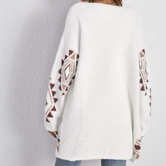 Boho CASUAL F Geo Pattern Fuzzy Knit Cardigan - Picture 5 of 5